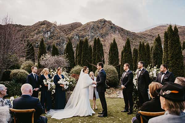 Rebecca & Ry – The Winehouse, Queenstown